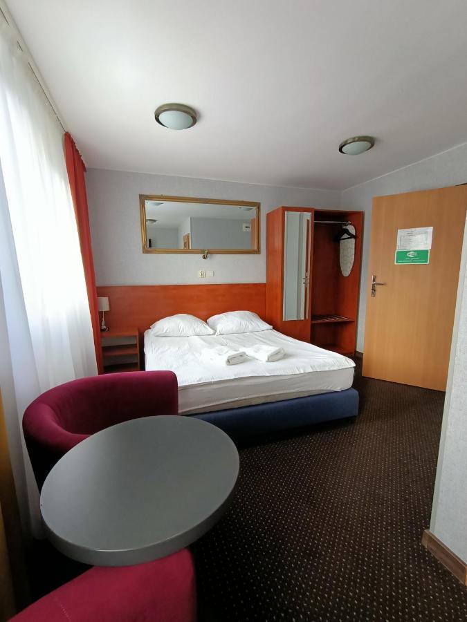 Hotel Pomorski Bydgoszcz Exterior foto
